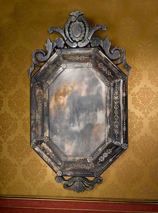 LOUIS XIV Octagonal Venetian Mirror
